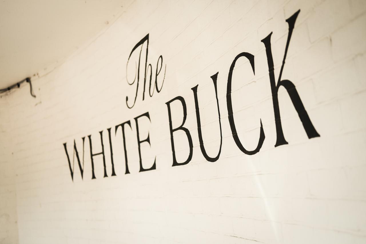 Hotel The White Buck à Burley Extérieur photo